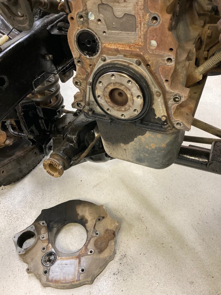 Leak in the main rear seal